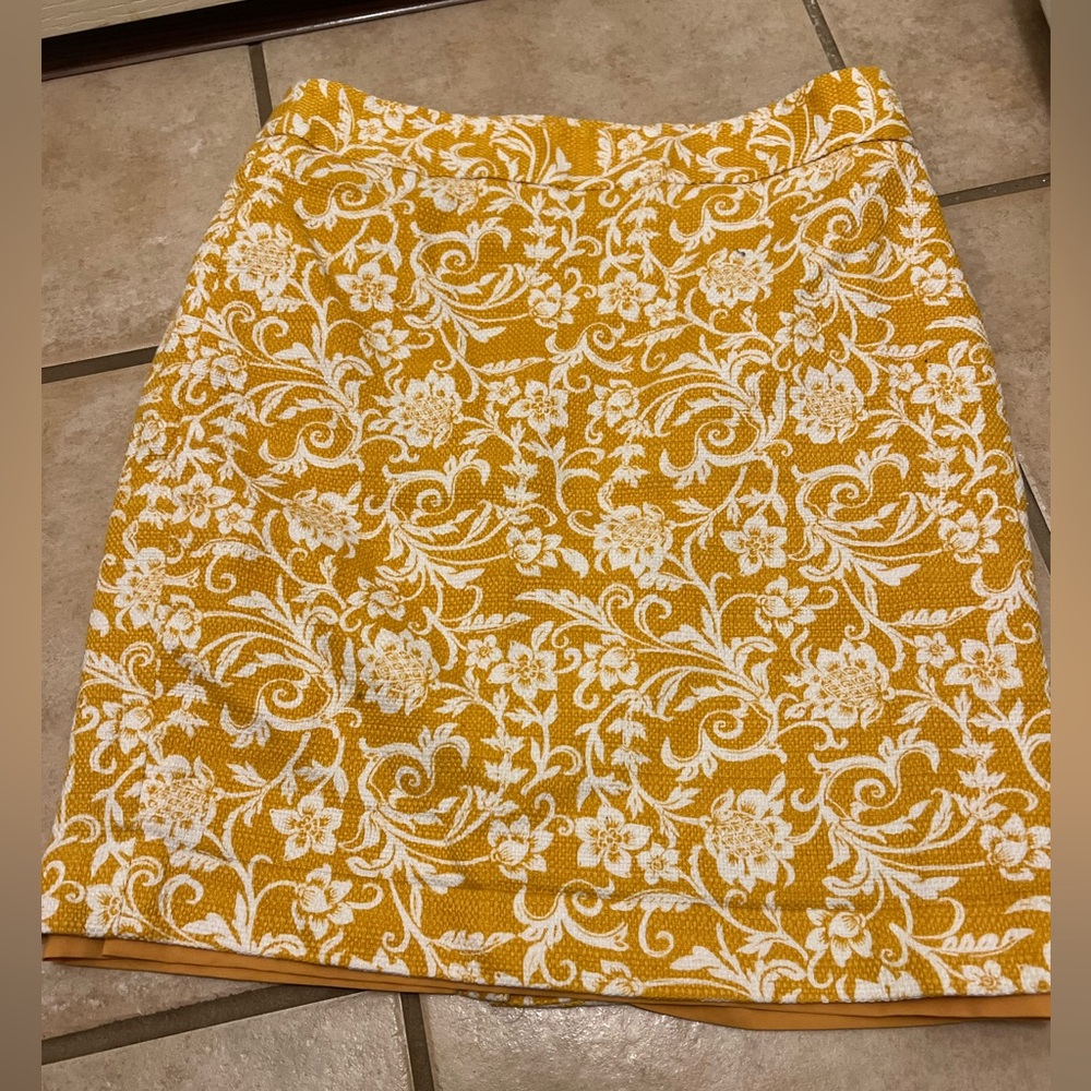 Womens LOFT petite mustard yellow white floral skirt